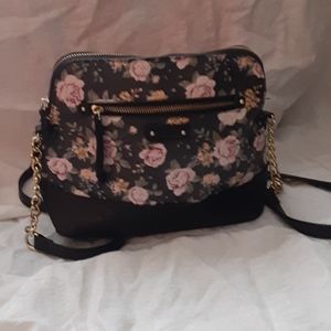Cute rose floral pattern satchel